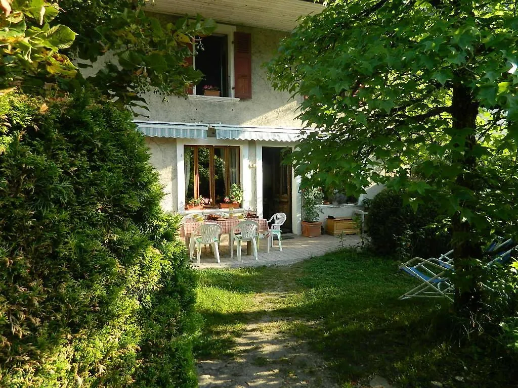 Couette-café maison de marie Doussard France